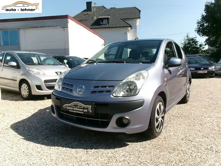 Nissan Pixo