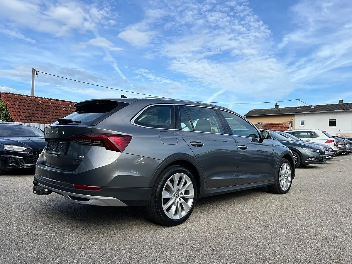 Skoda Octavia 2023 photo 3