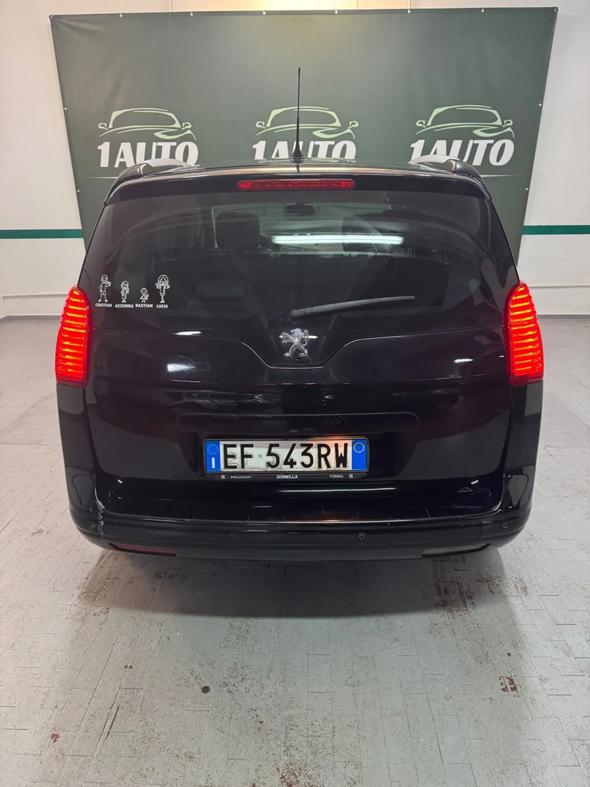 Peugeot 5008 2010 photo 5