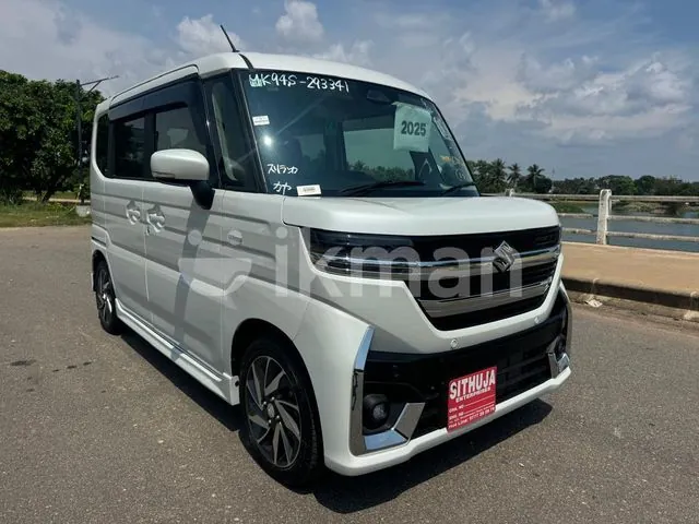 Suzuki Spacia