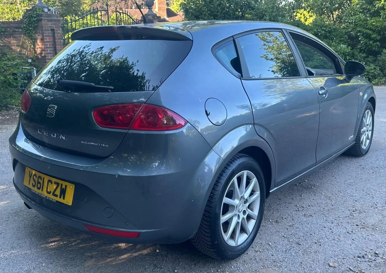 Seat Leon 2012 photo 5