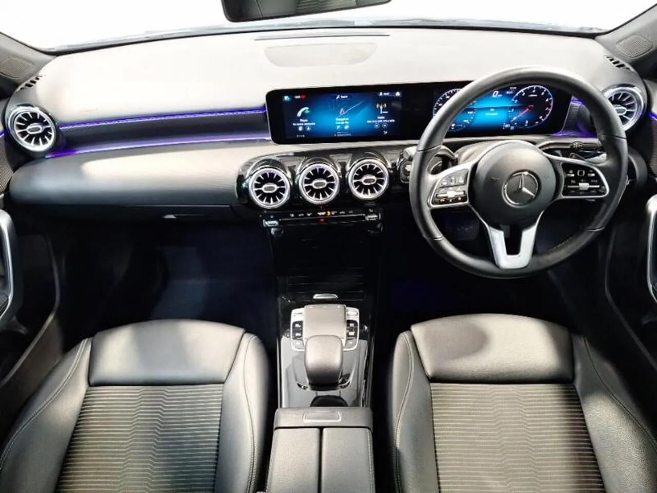 Mercedes-Benz A-Class 2020 photo 3