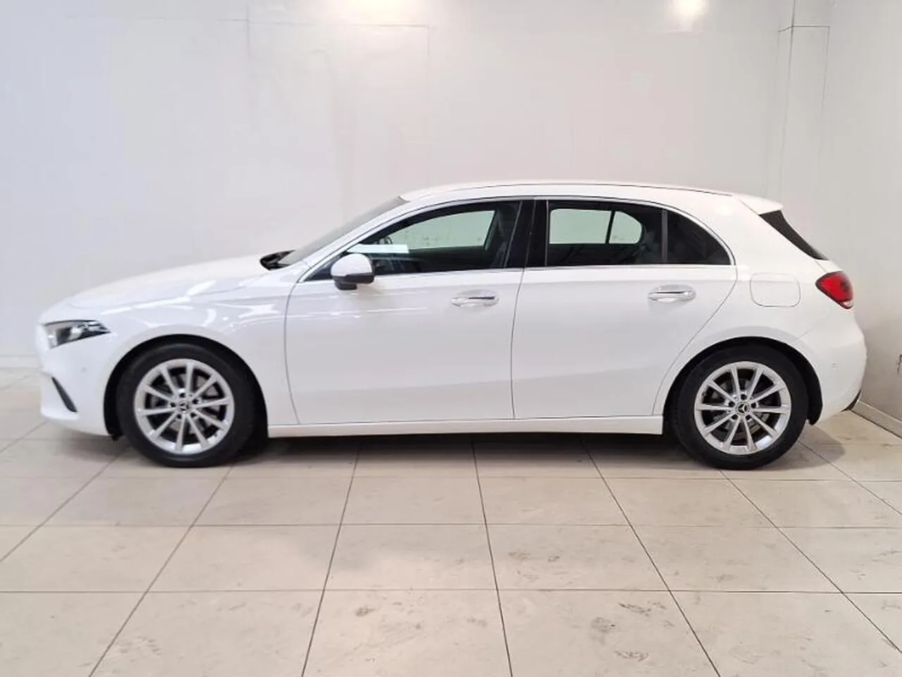 Mercedes-Benz A-Class 2020 photo 4