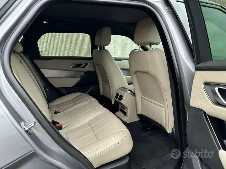 Land Rover Range Rover Velar 2023 photo 5