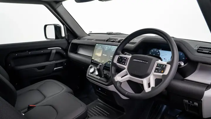 Land Rover Defender 90 2025 photo 5