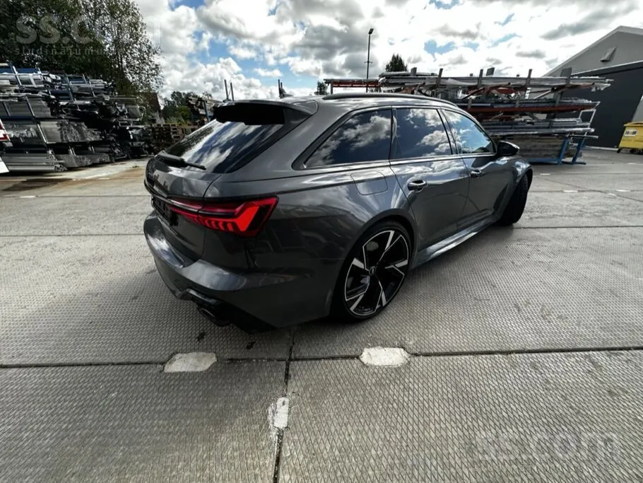 Audi Rs6 Avant 2022 photo 4