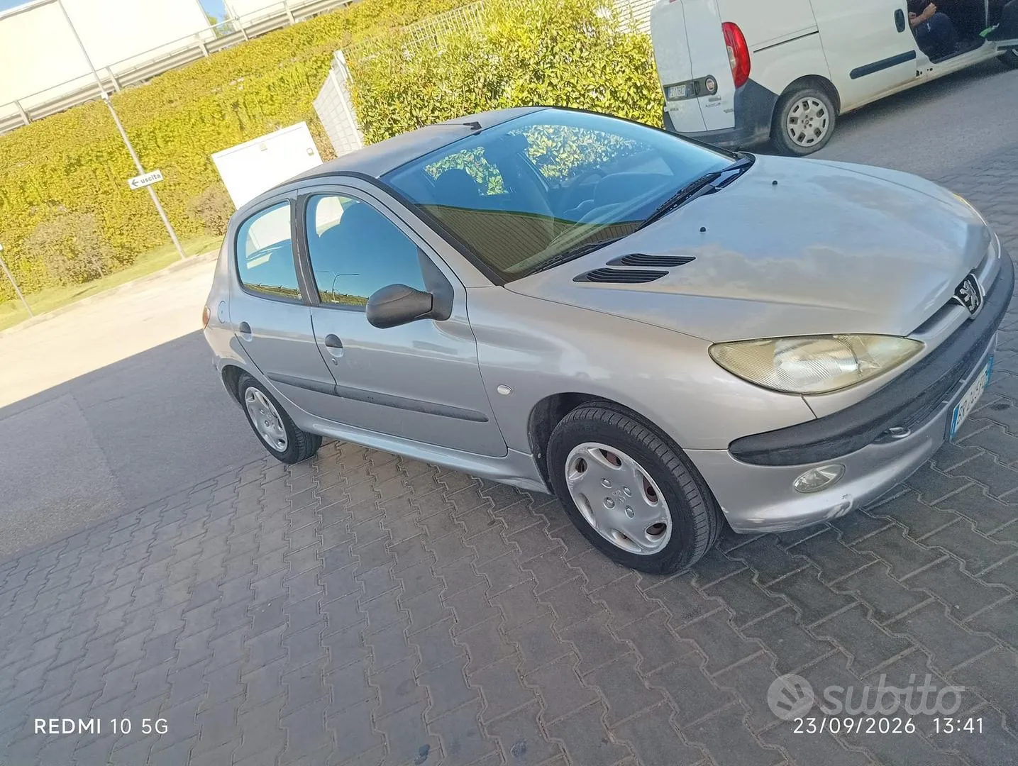 Peugeot 206 2001 photo 2