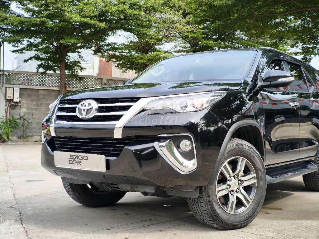 Toyota Fortuner 2017 photo 2