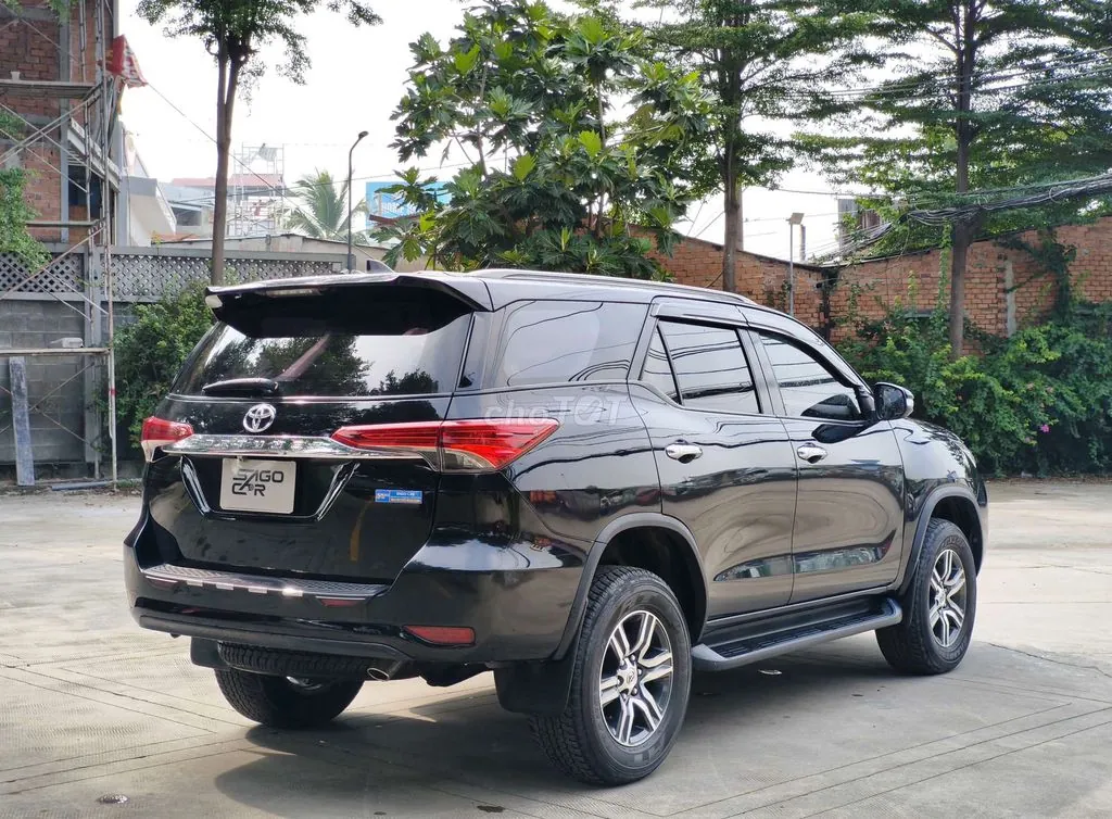 Toyota Fortuner 2017 photo 4