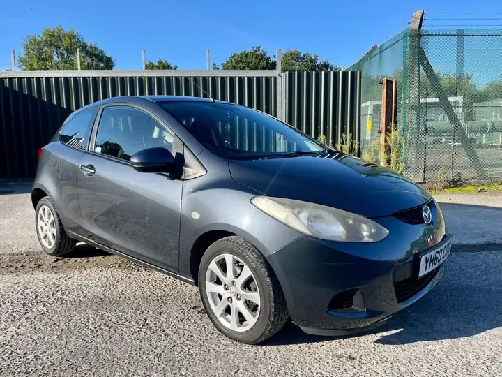 Mazda Mazda2