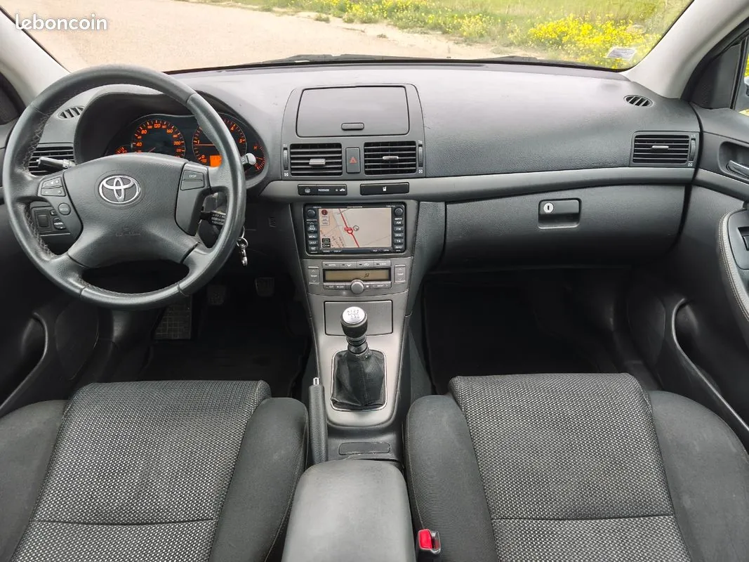 Toyota Avensis 2008 photo 3