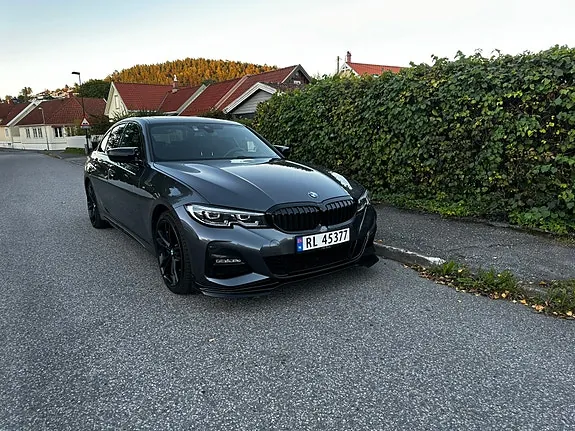 BMW 330E