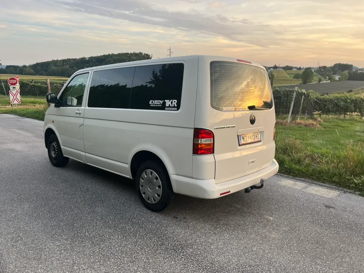 Volkswagen T5 2007 photo 3