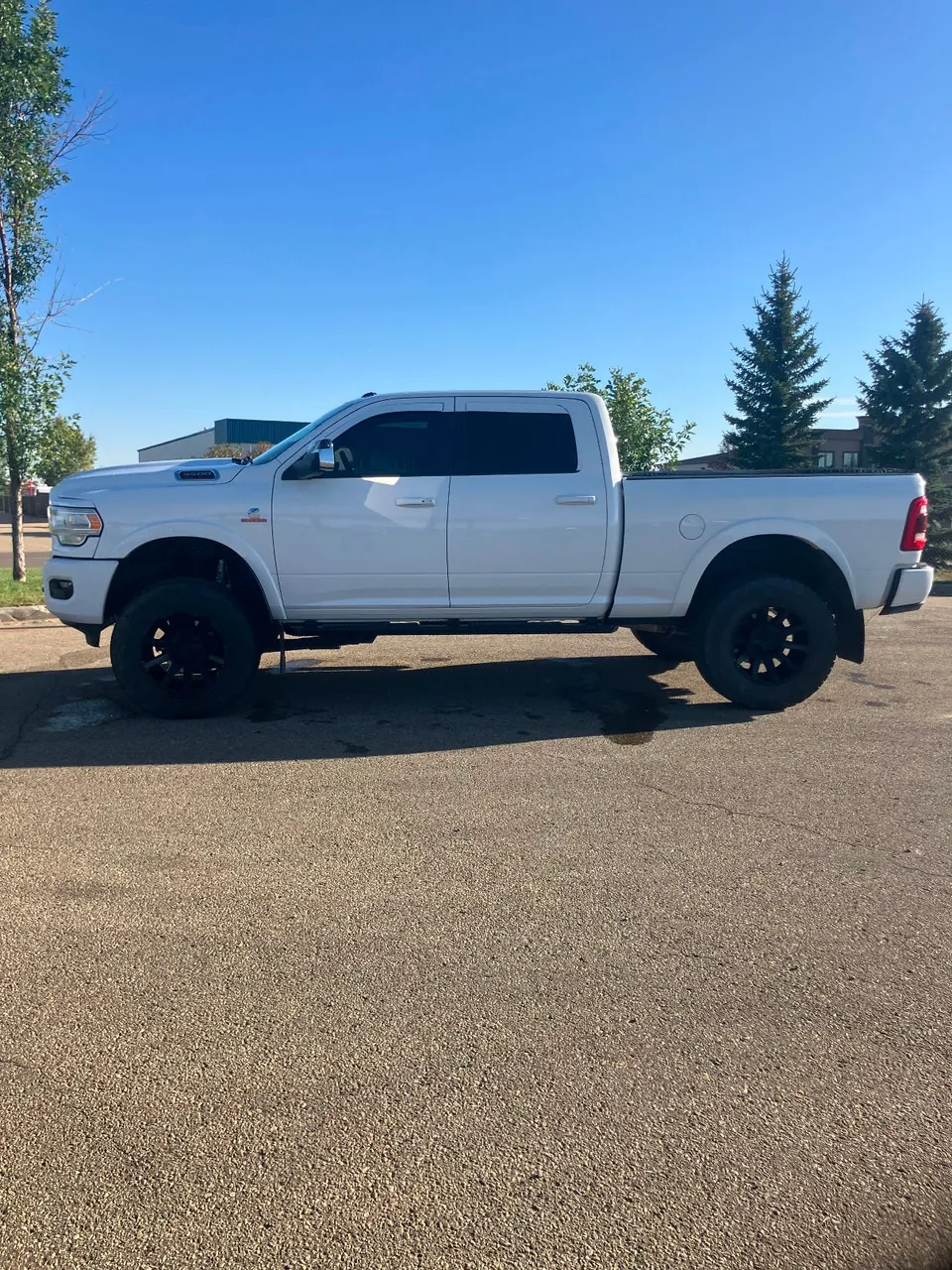 Dodge Ram Laramie 3500
