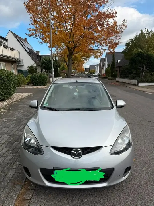 Mazda 2