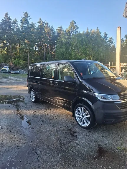 Volkswagen Transporter 2023 photo 3