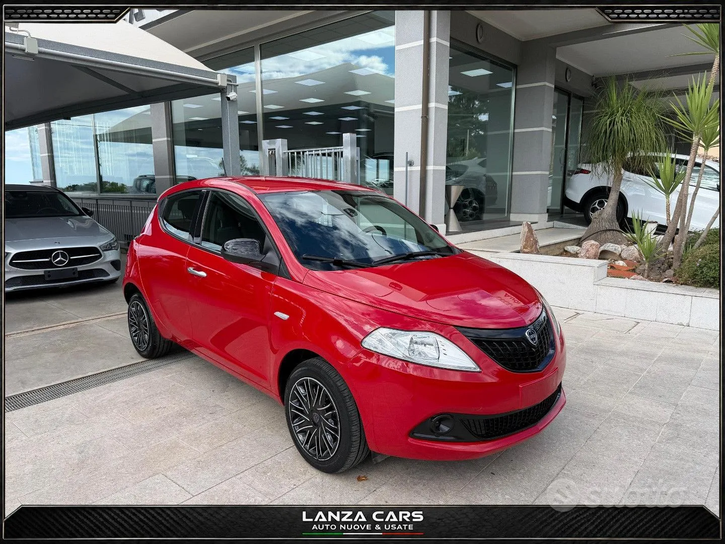 Lancia Ypsilon