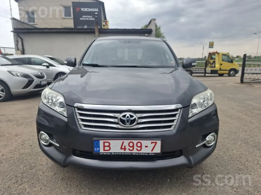 Toyota Rav4 2011 photo 3