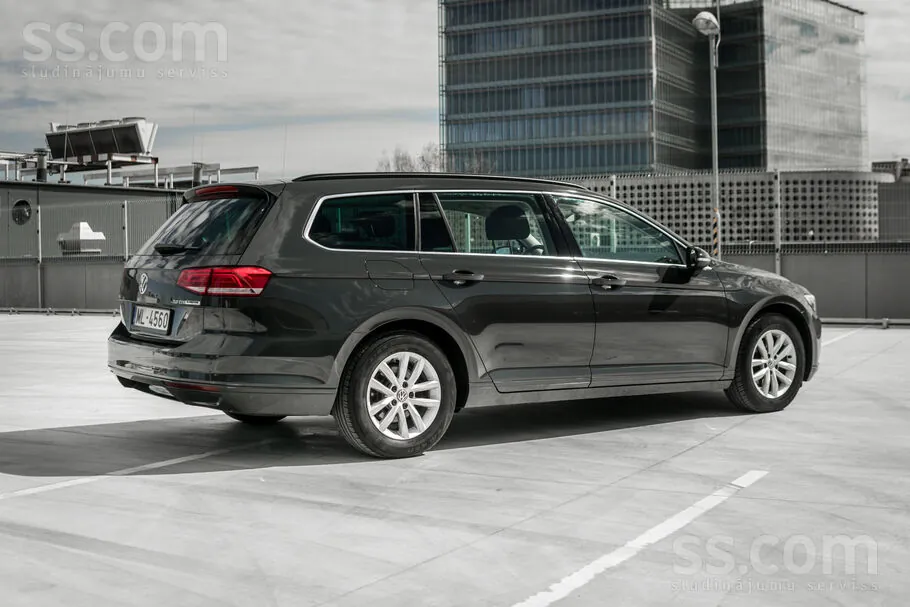 Volkswagen Passat 2015 photo 2