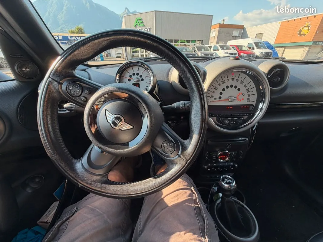 Mini Countryman 2011 photo 3