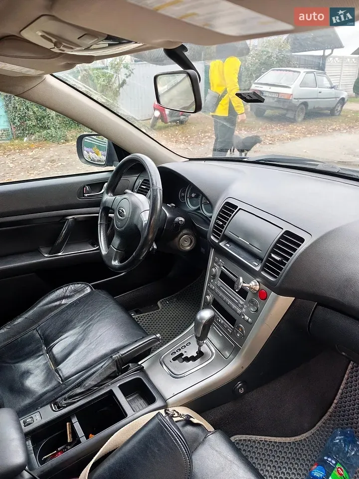 Subaru Outback 2006 photo 4