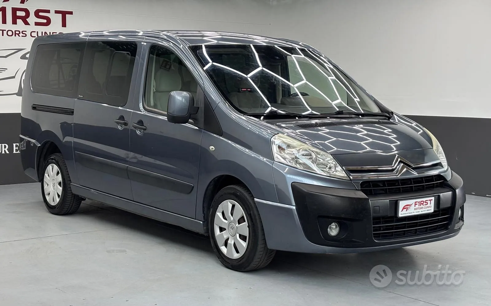 Citroen Jumpy 2011 photo 2