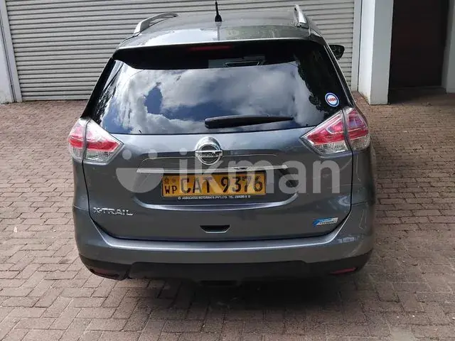 Nissan X-Trail 2016 photo 2