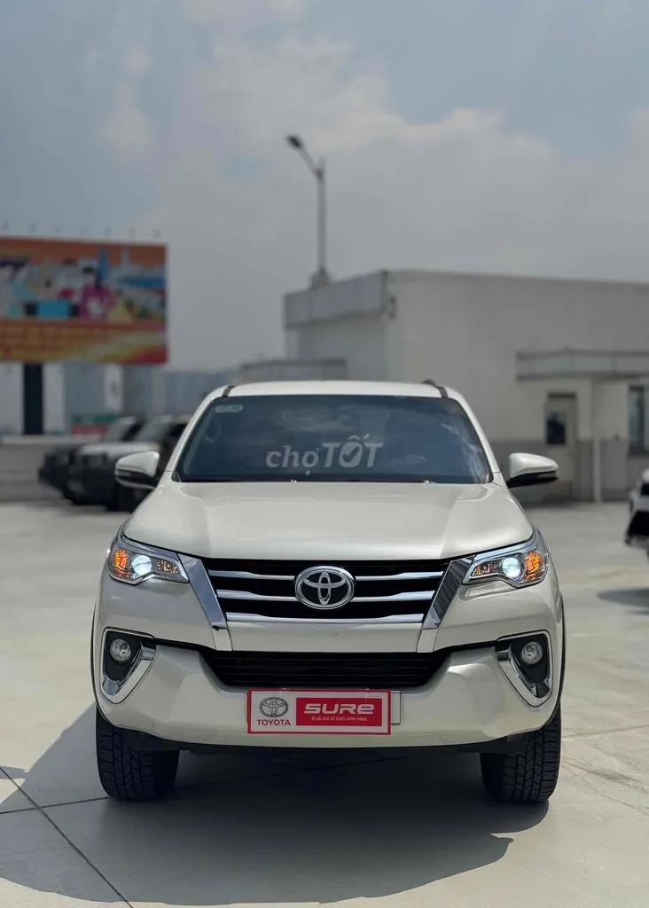 Toyota Fortuner 2018 photo 3