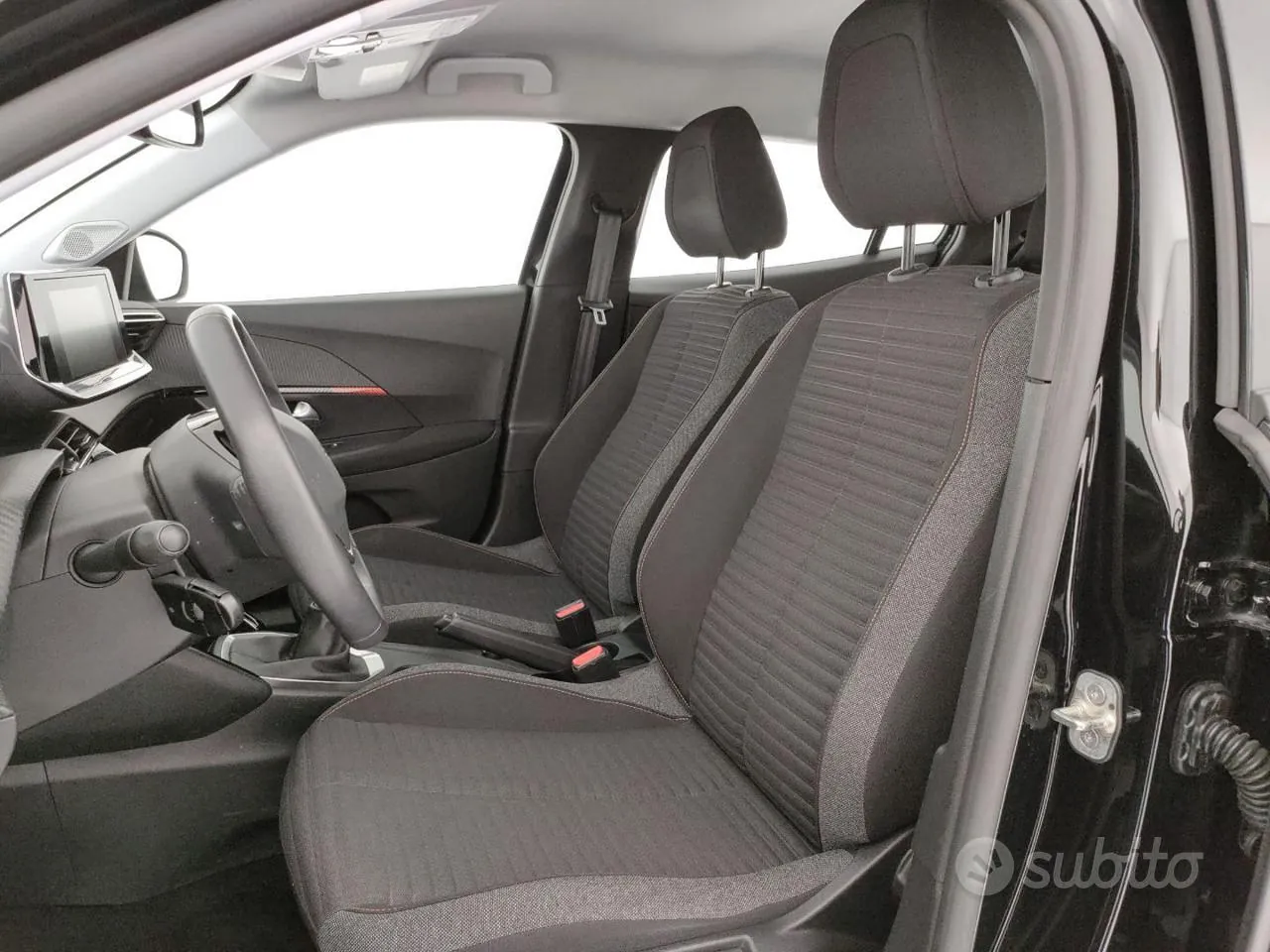 Peugeot 2008 2022 photo 5