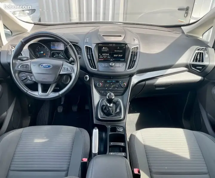 Ford C-Max 2015 photo 5