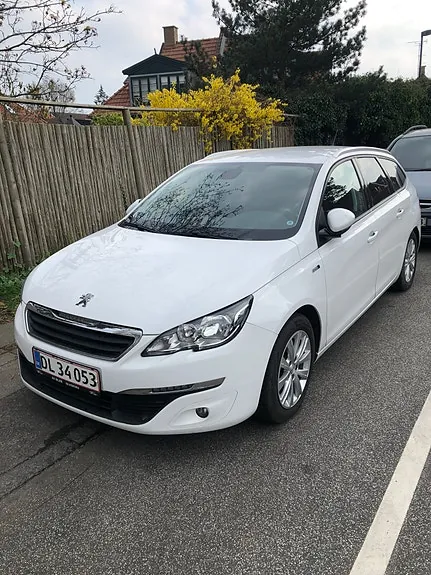 Peugeot 308 2016 photo 2