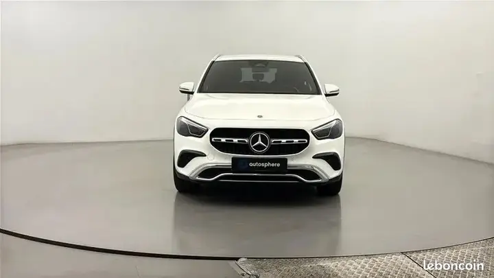 Mercedes-Benz Gla 2024 photo 2