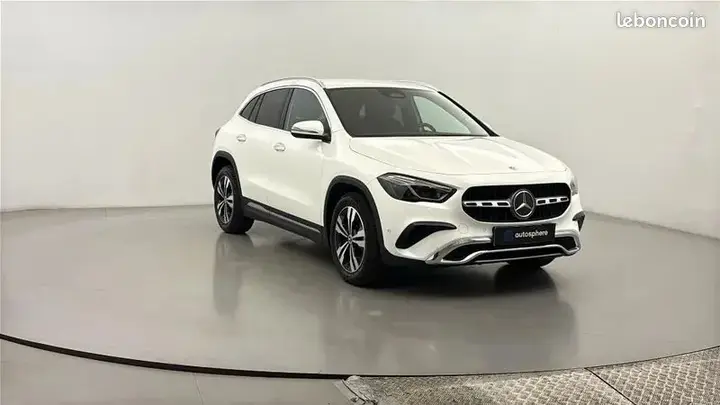 Mercedes-Benz Gla 2024 photo 3