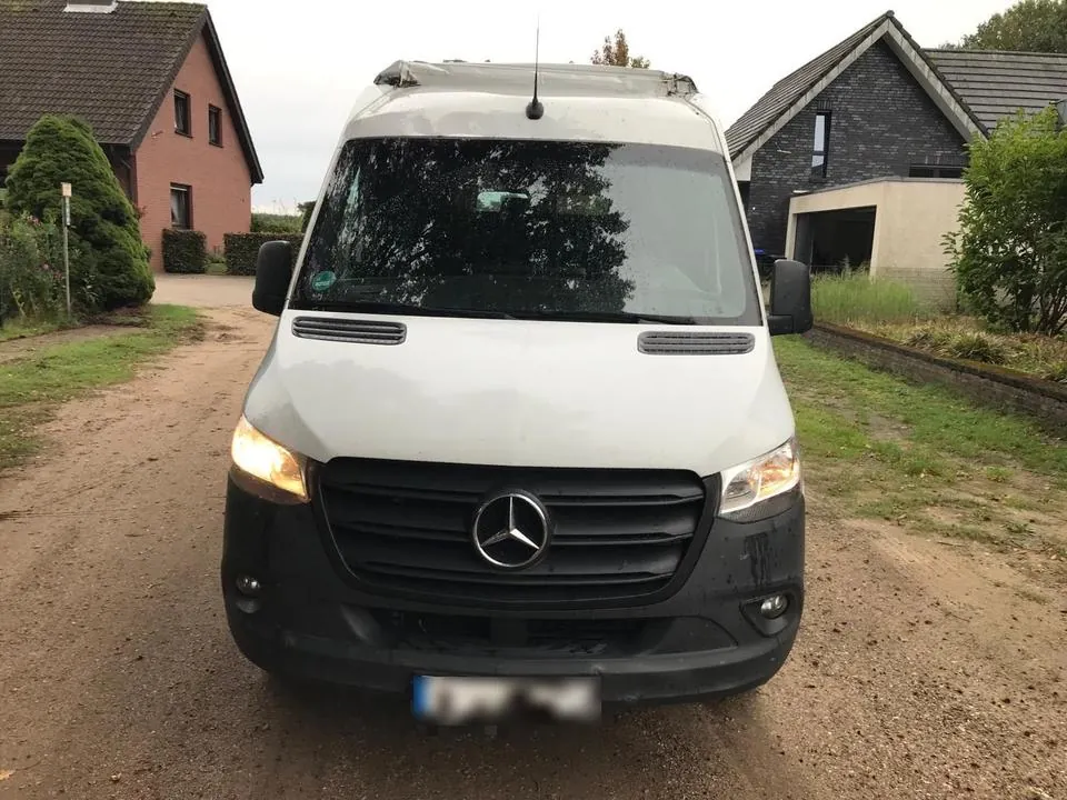 Mercedes-Benz Sprinter