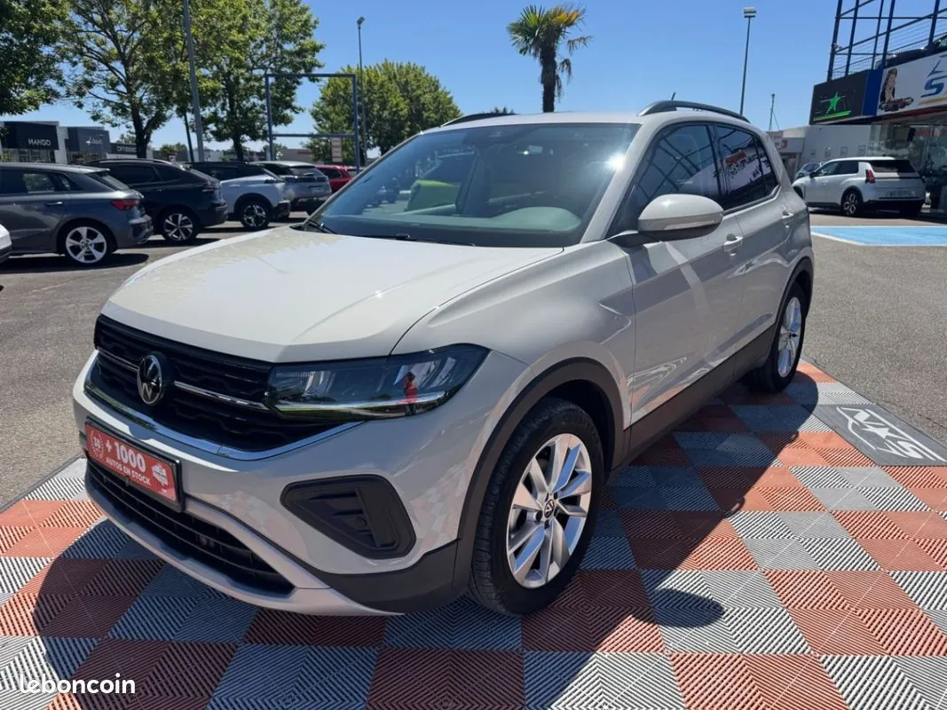 Volkswagen T-Cross 2025 photo 2