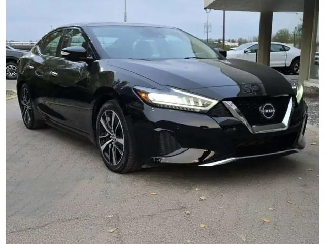Nissan Maxima 2023 photo 2