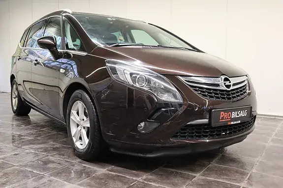 Opel Zafira Tourer 2012 photo 3