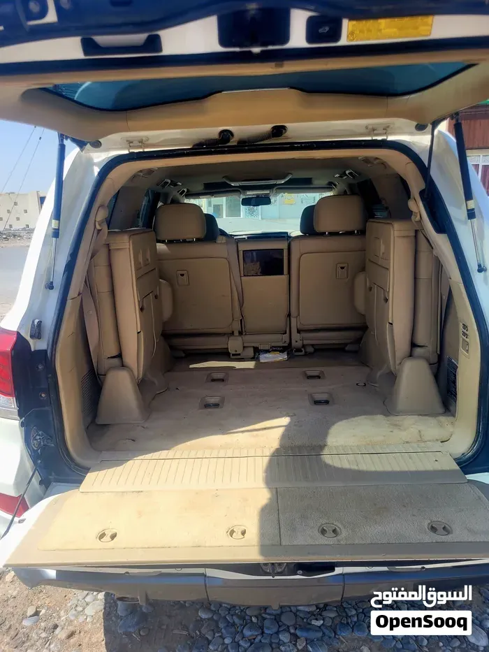 Lexus Lx 2009 photo 2