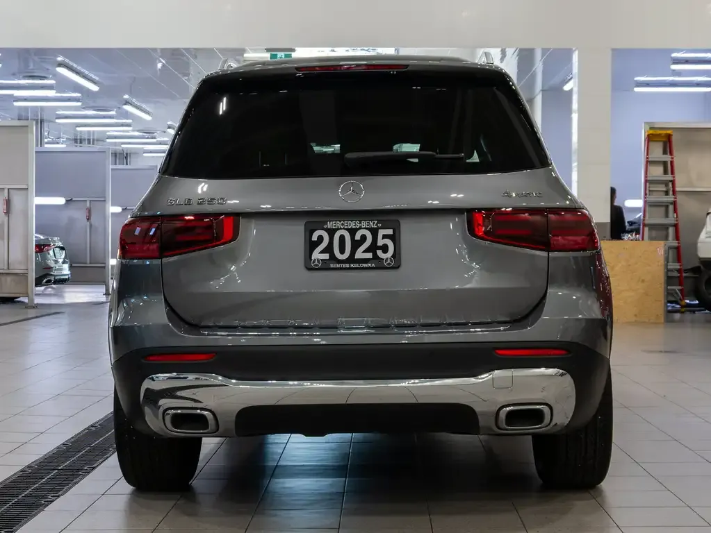 Mercedes-Benz Glb 2025 photo 4