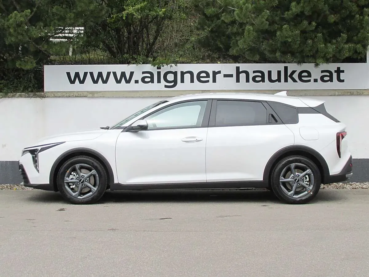 Kia K4 photo 3