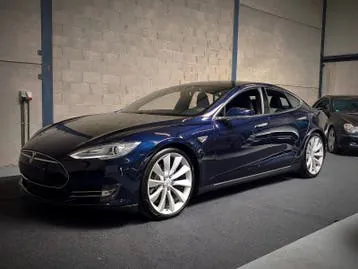Tesla Model S 2015 photo 3