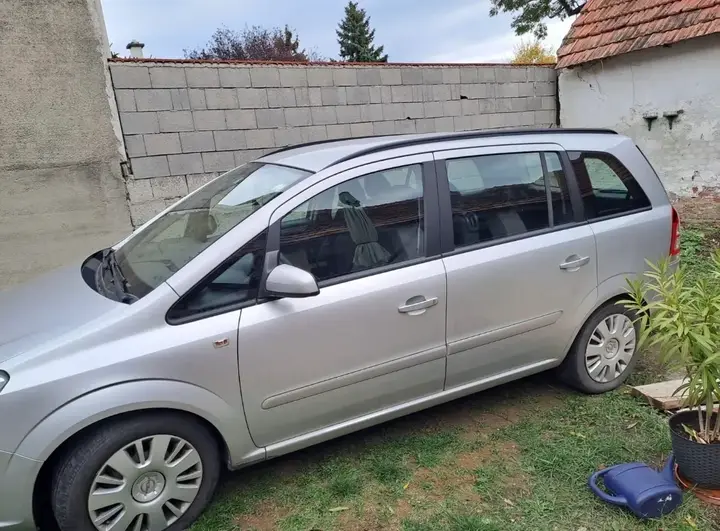 Opel Zafira 2007 photo 3