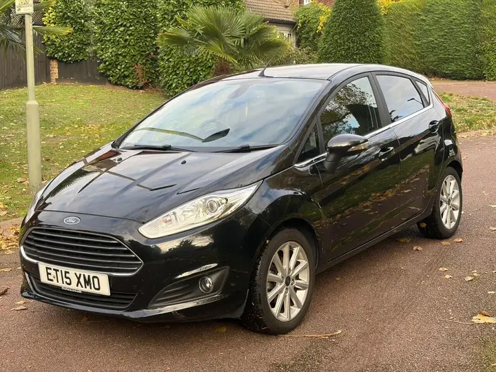 Ford Fiesta 2015 photo 3