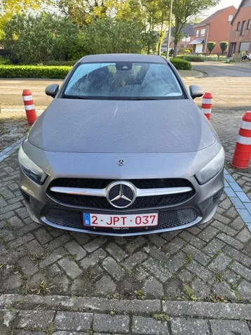 Mercedes-Benz 200