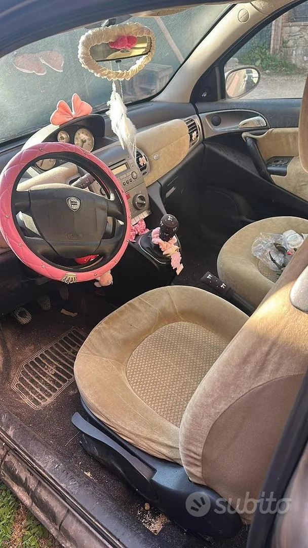 Lancia Ypsilon 2005 photo 4