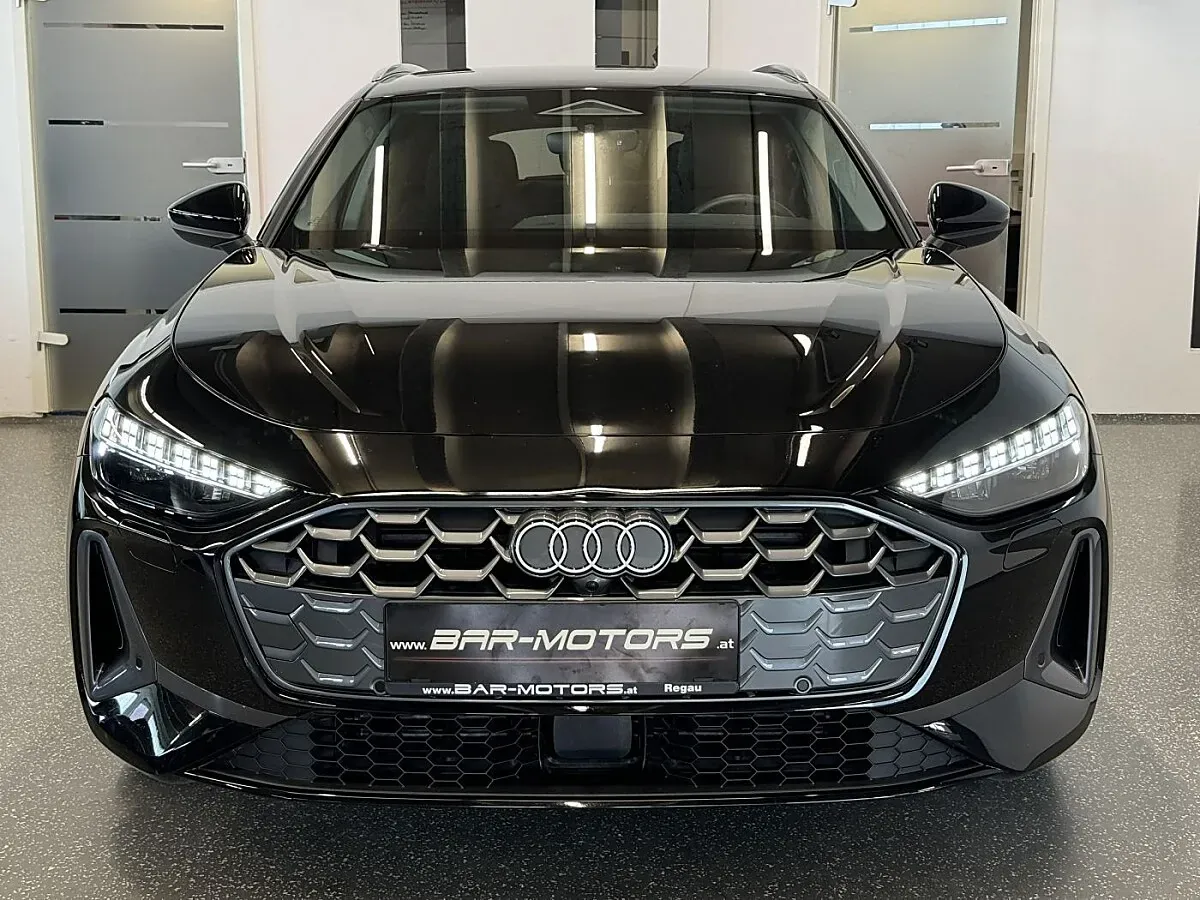 Audi A5 photo 2