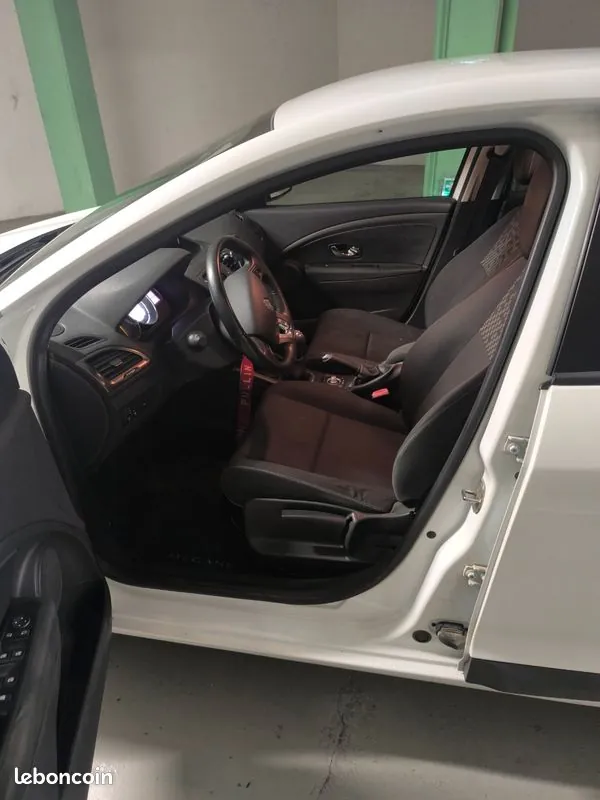 Renault Megane 2013 photo 3