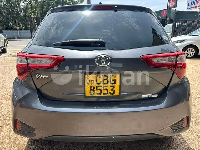 Toyota Vitz 2018 photo 5