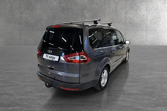 Ford Galaxy 2012 photo 3
