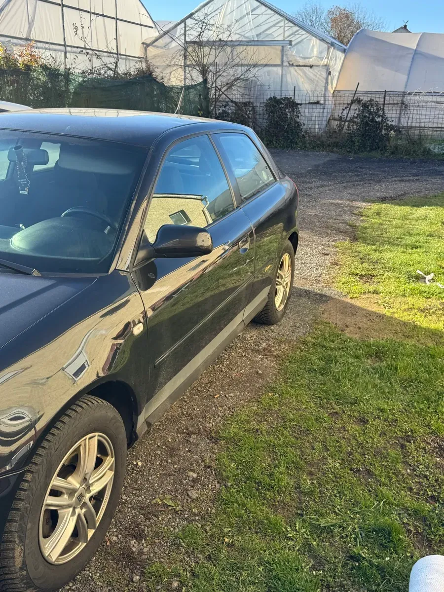 Audi A3 2002 photo 2